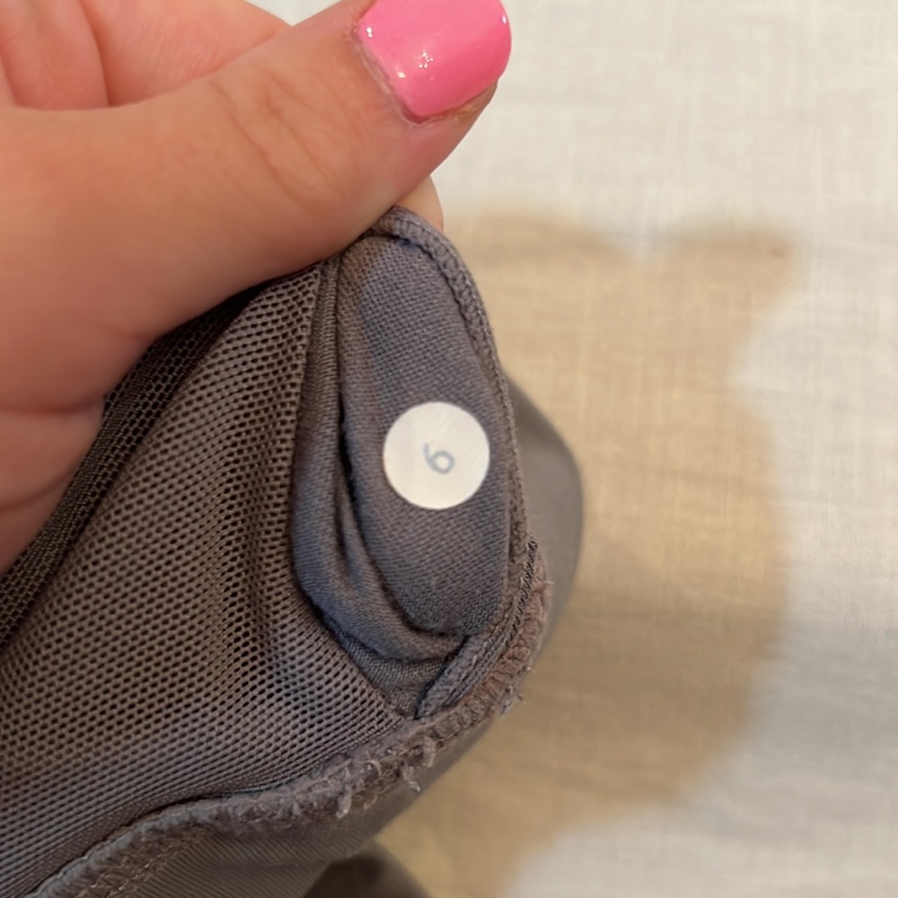 Vintage Lululemon Adjustable Sports Bra - Picture 4 of 4